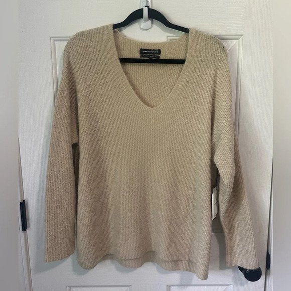 NWT Something Navy V-Neck Slouchy Pullover. Size XS. - Picture 3 of 6